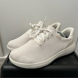 Kizik Men’s Madrid Eco Knit Sneakers Size 11.5 Wide